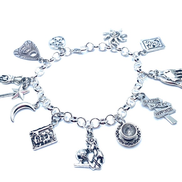 Fortune Teller Charm Bracelet - Picture 5 of 7